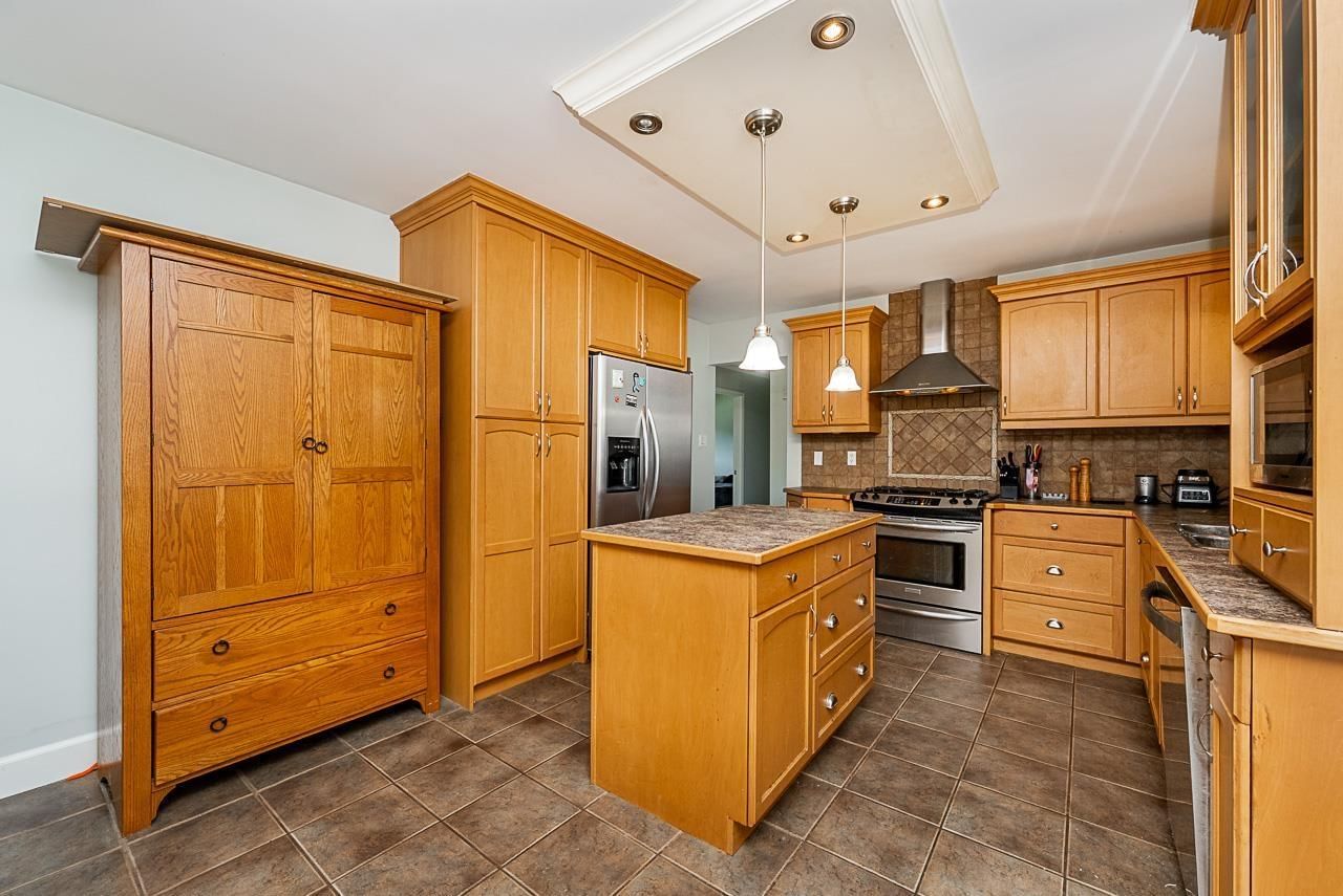 46105 AVALON AVENUE Image 9