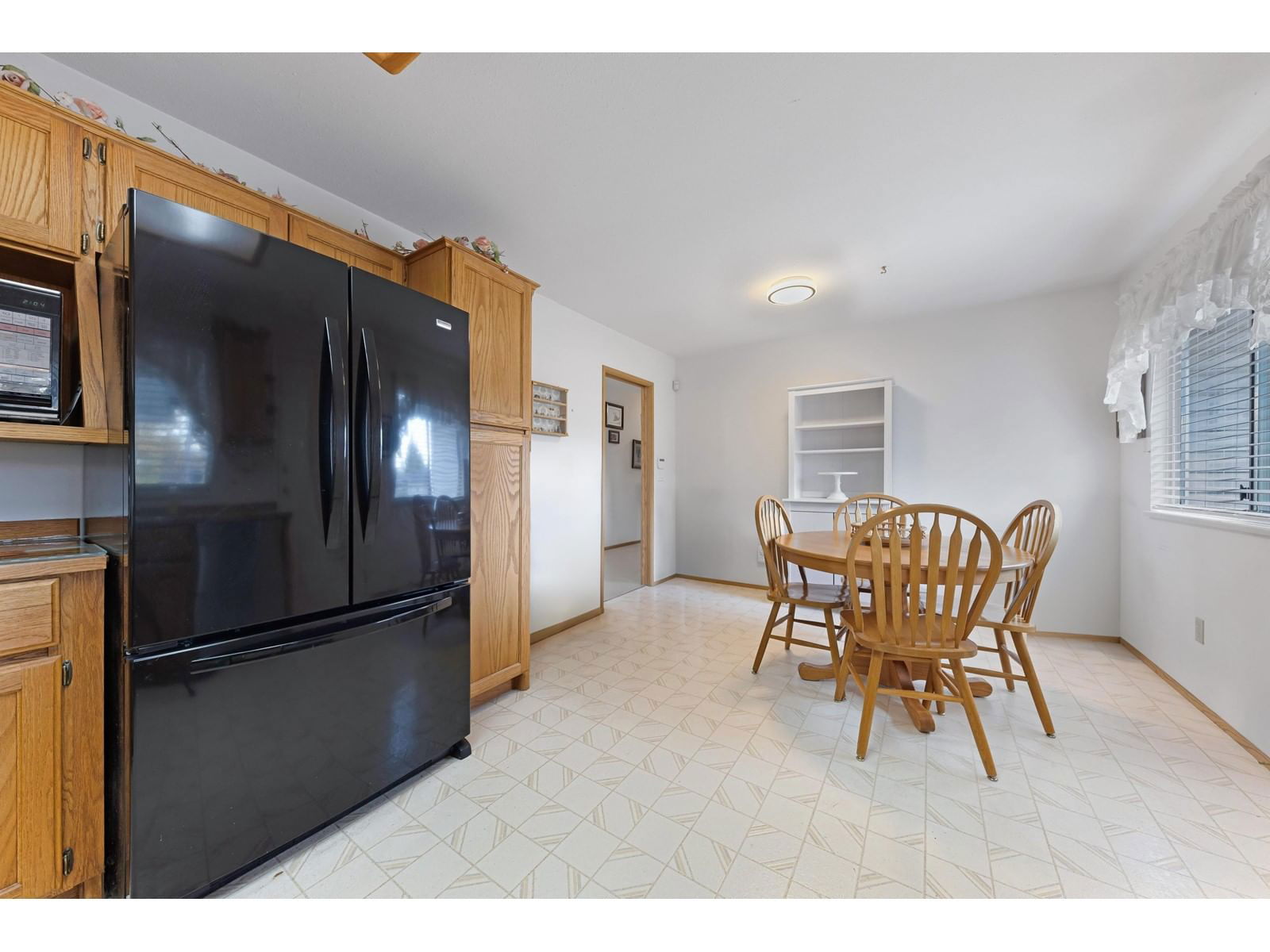 15852 100 Image 7
