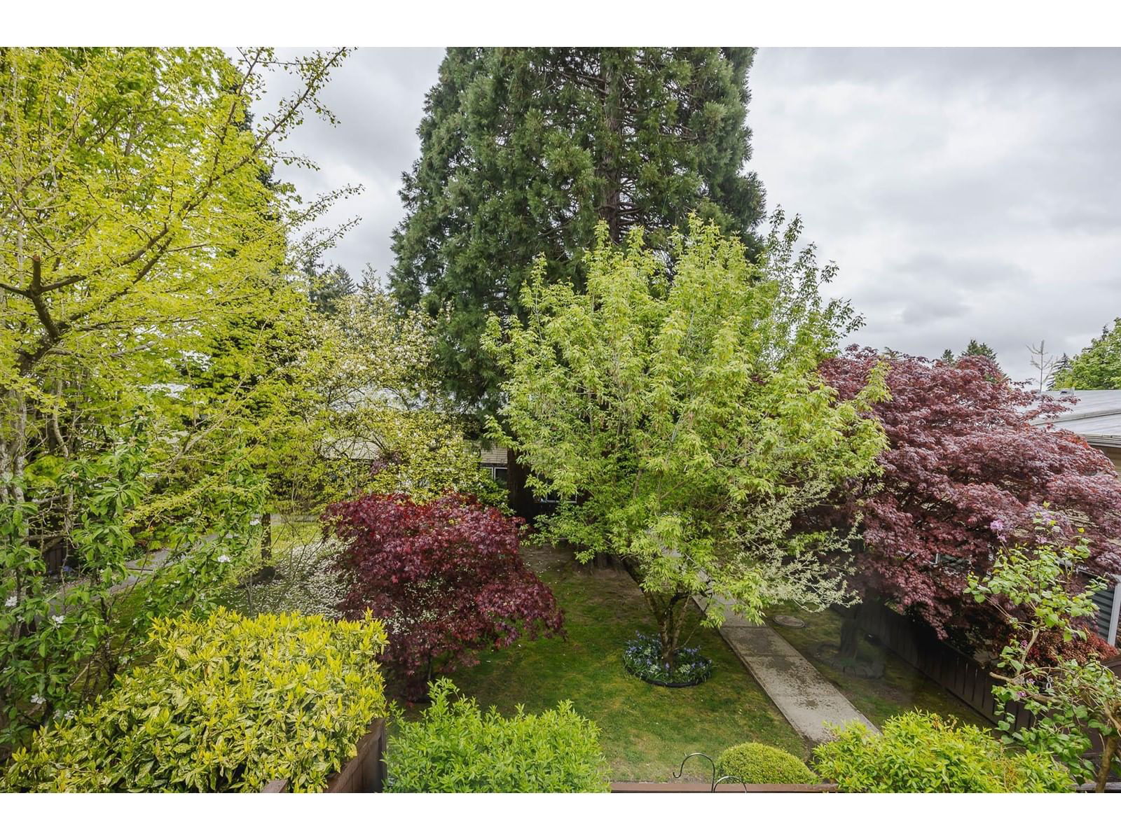 65 - 9370 122 Image 24