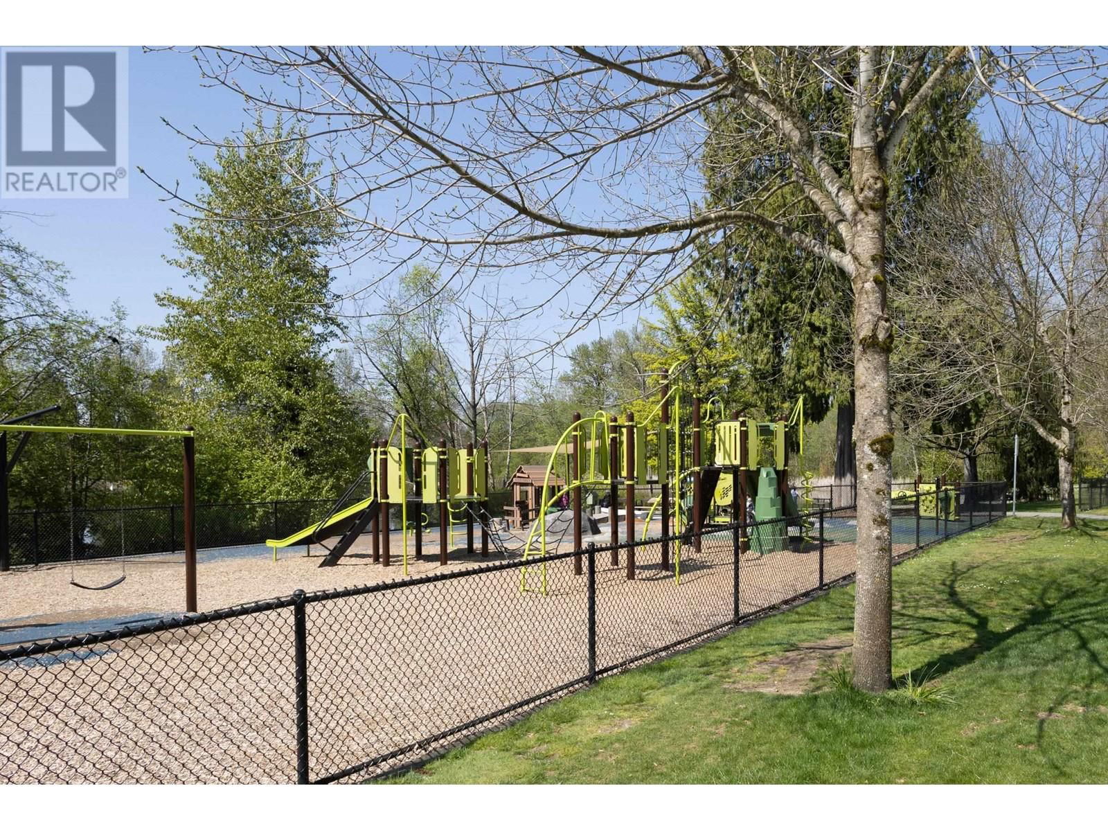 1213 GROVER AVENUE Image 23