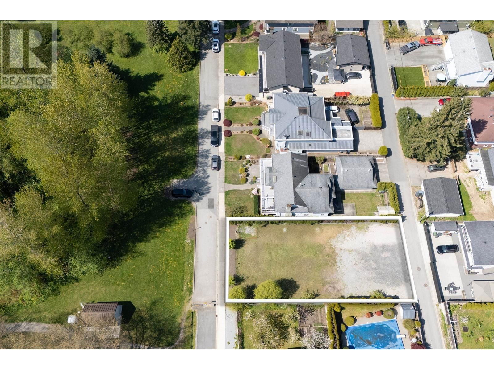 1213 GROVER AVENUE Image 7