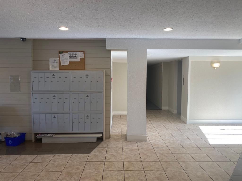 303 - 33956 ESSENDENE Image 2