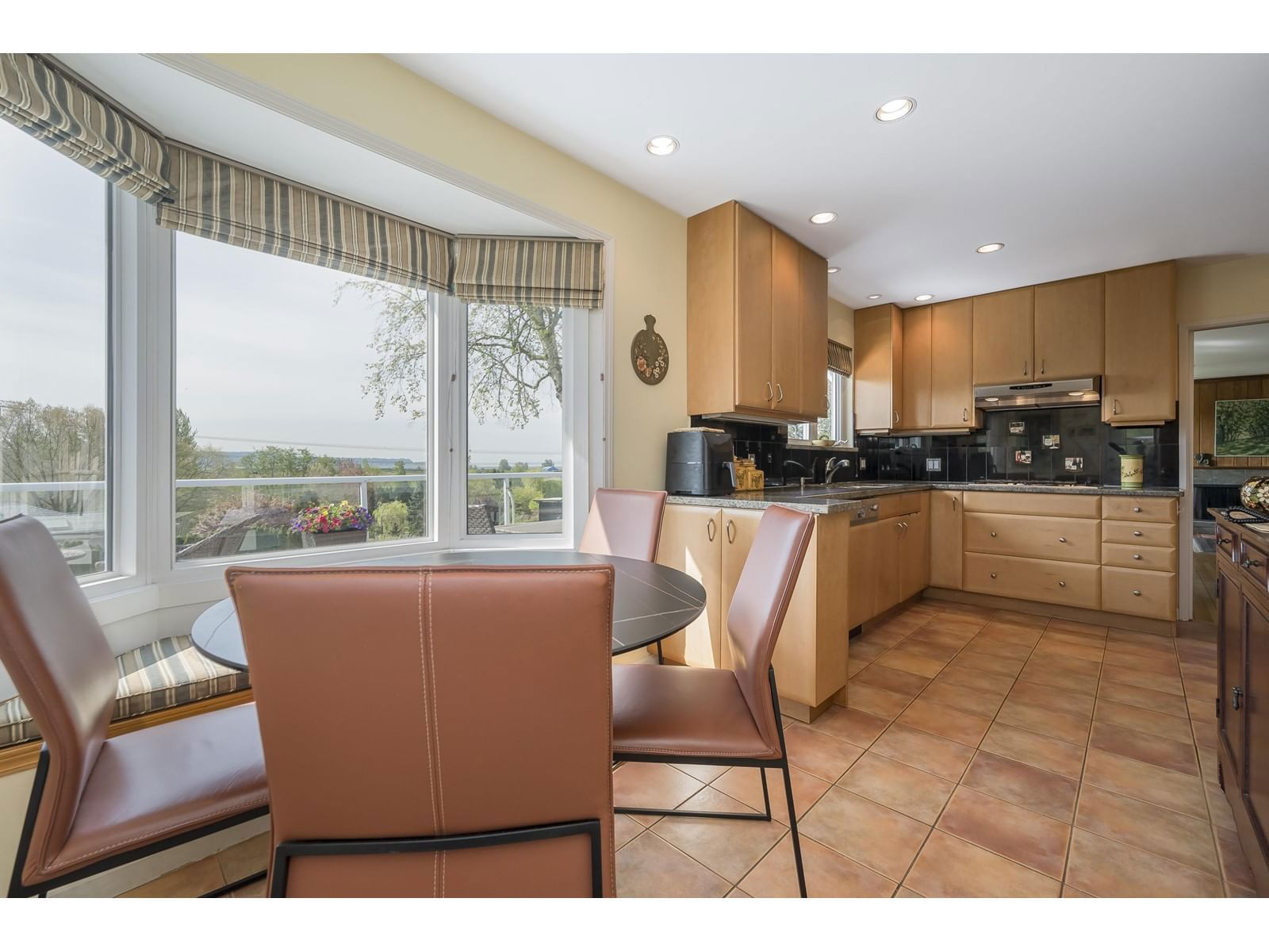 13128 COULTHARD Image 16