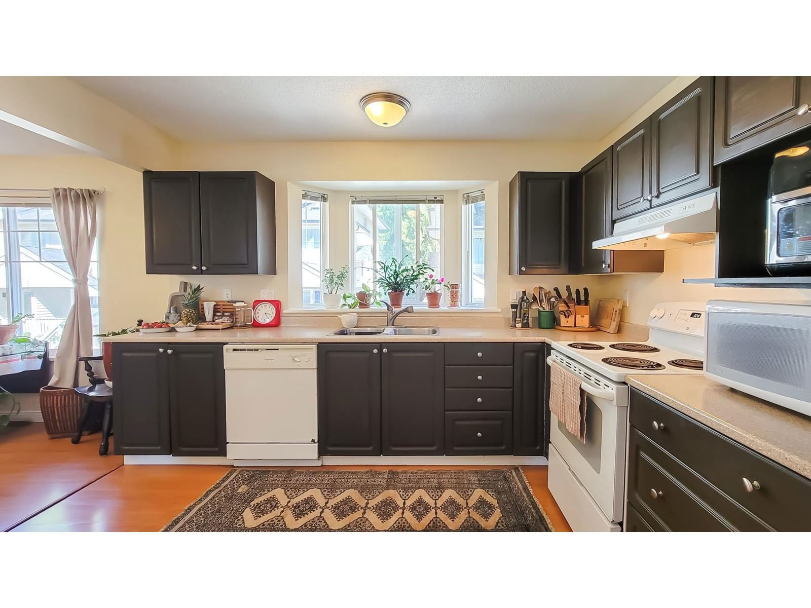 38 - 7640 BLOTT Image 18