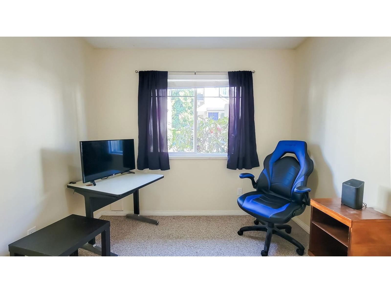 38 - 7640 BLOTT Image 32