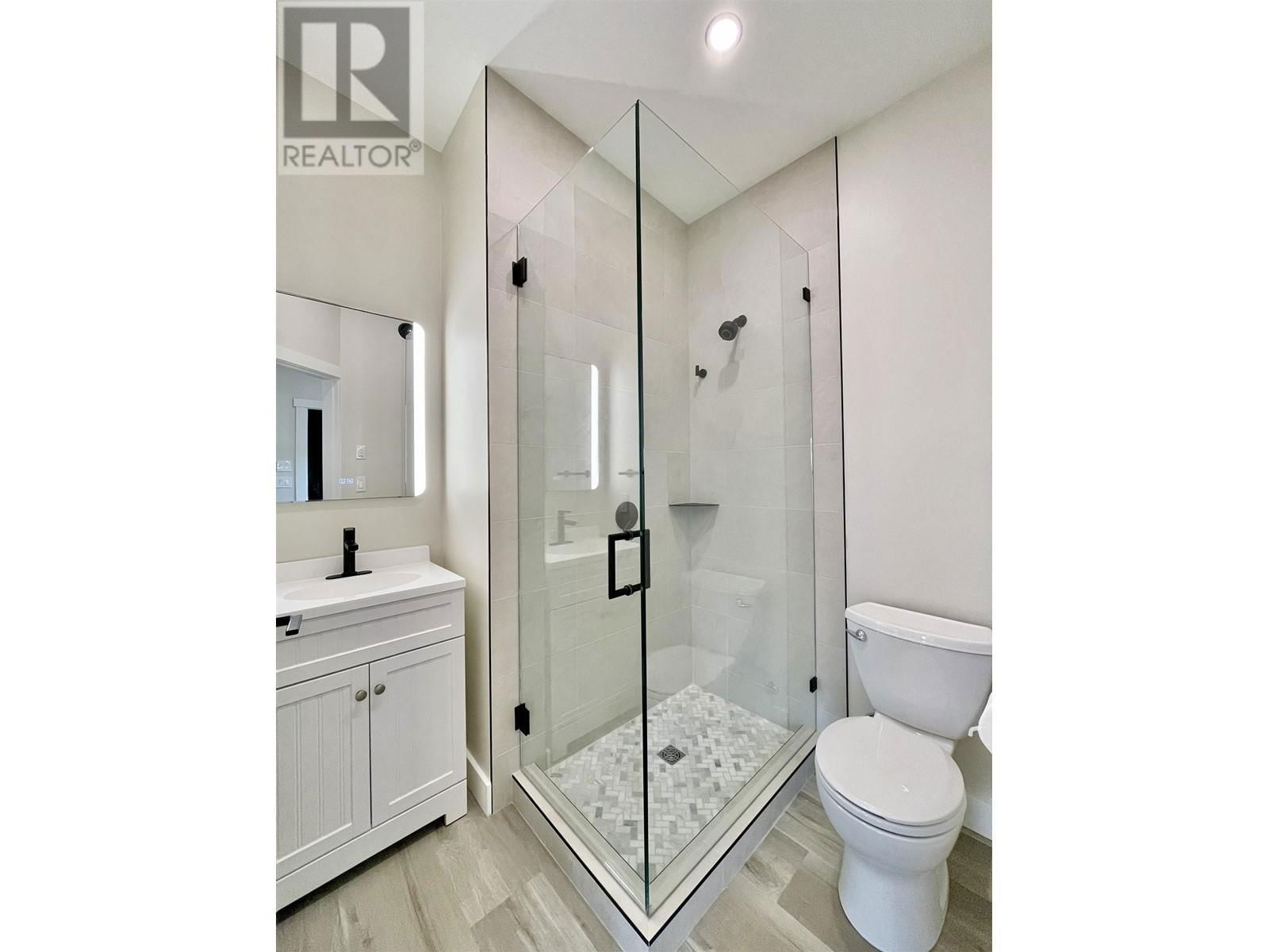 6159 GALE AVENUE Image 13