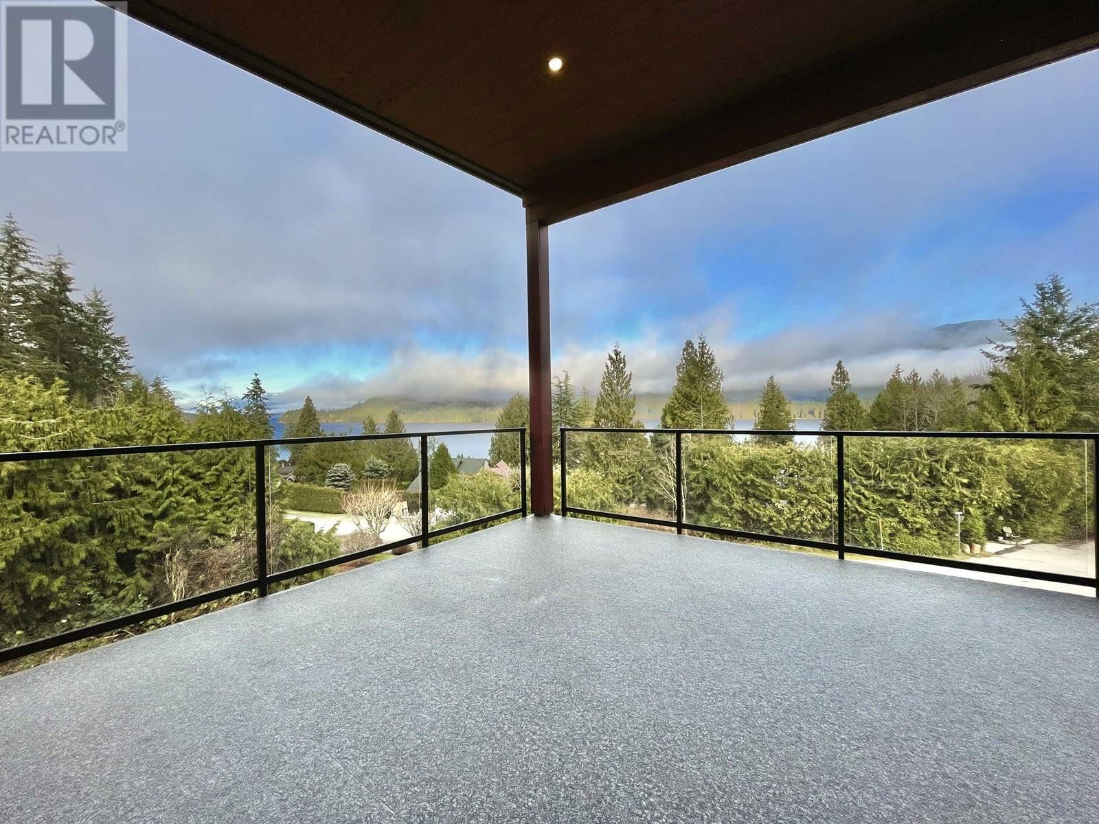 6159 GALE AVENUE Image 35