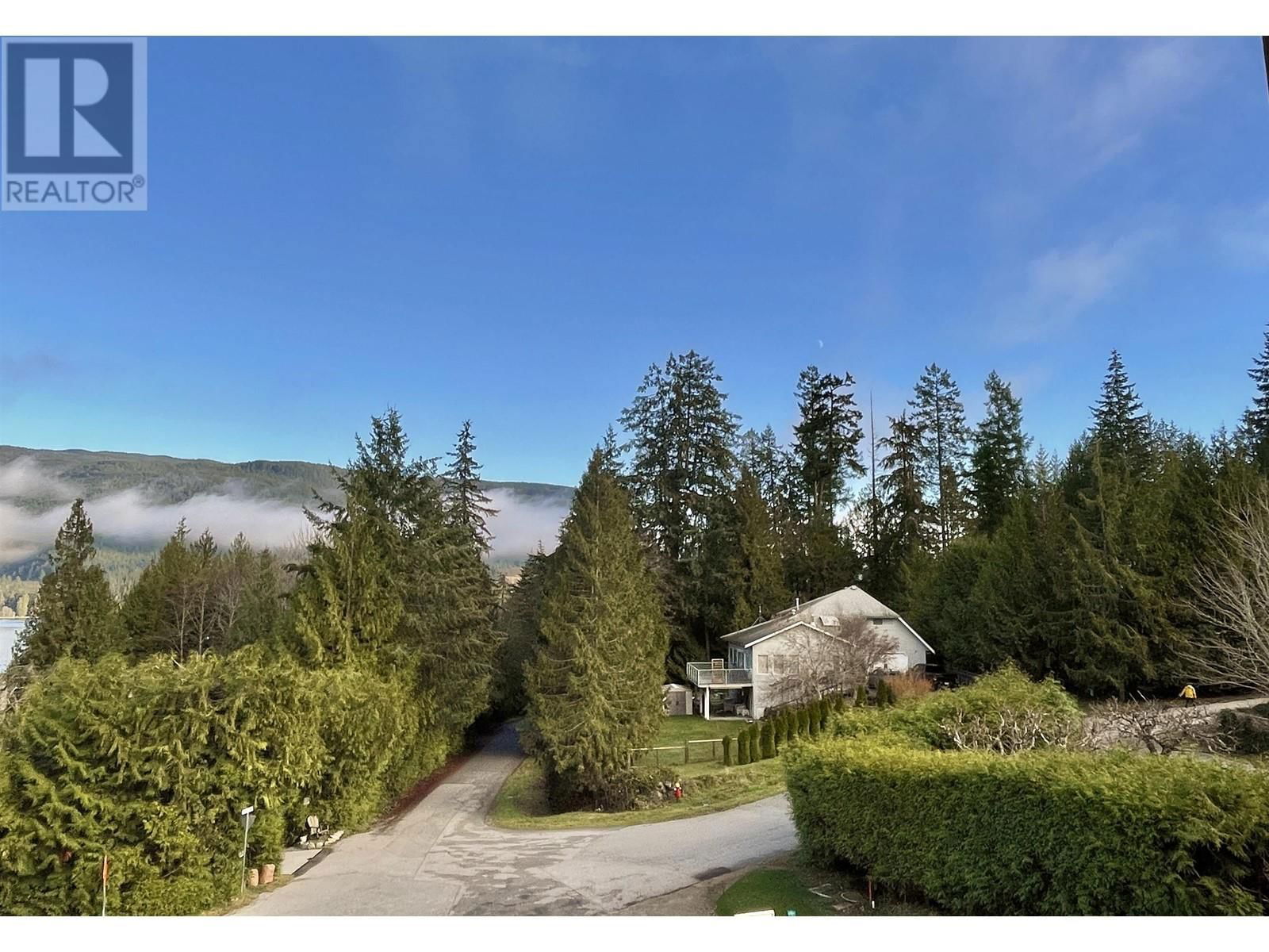 6159 GALE AVENUE Image 38