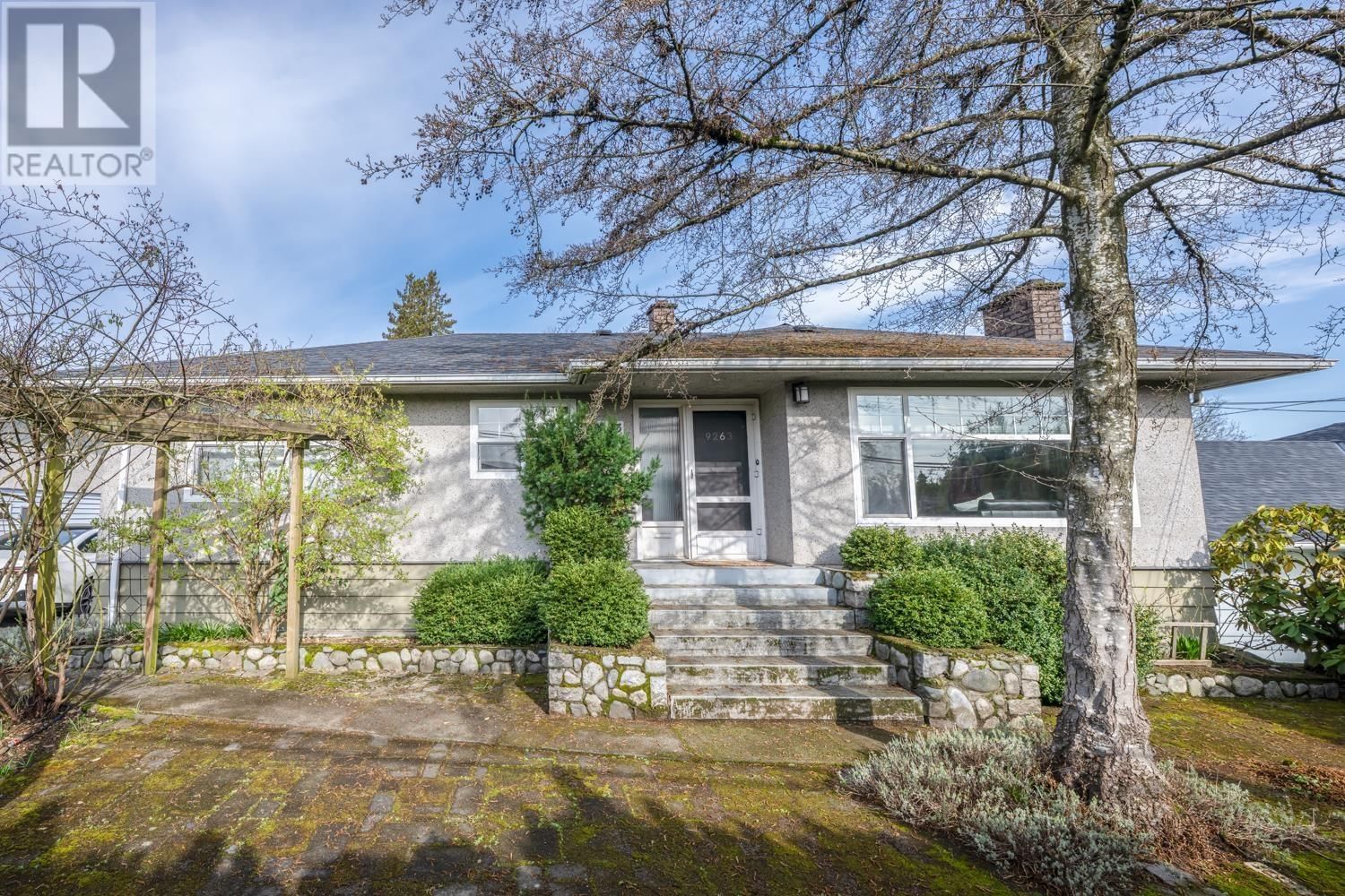 9263 10TH AVENUE Image 1