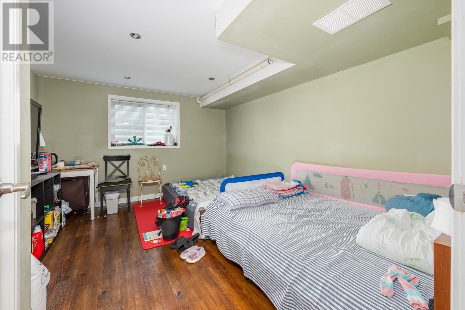 9263 10TH AVENUE Image 31
