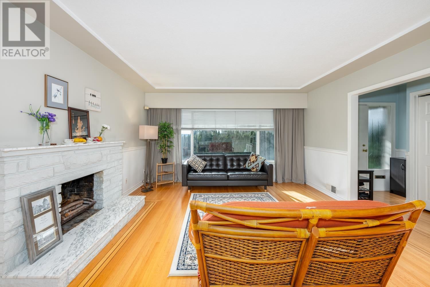 9263 10TH AVENUE Image 5