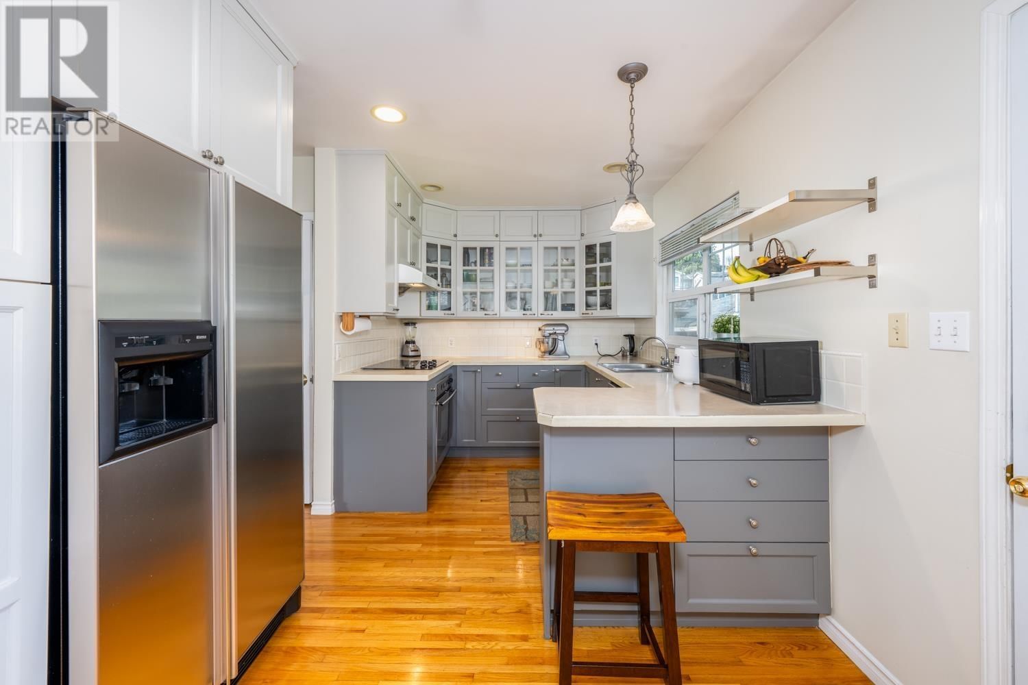 9263 10TH AVENUE Image 8