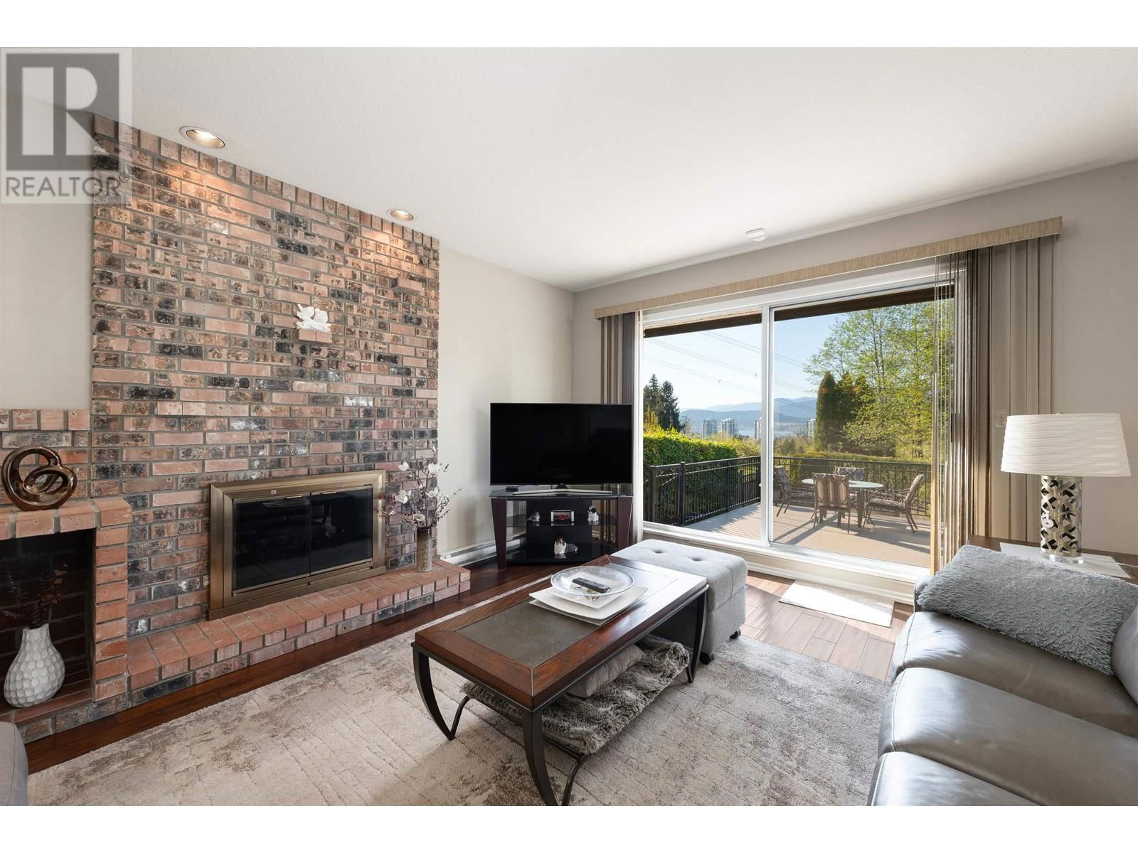 3173 LEEWARD COURT Image 10