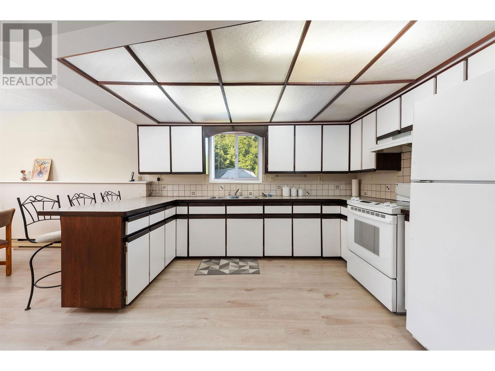 3173 LEEWARD COURT Image 22