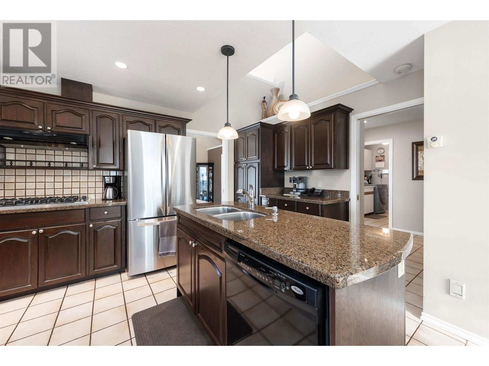 3173 LEEWARD COURT Image 4