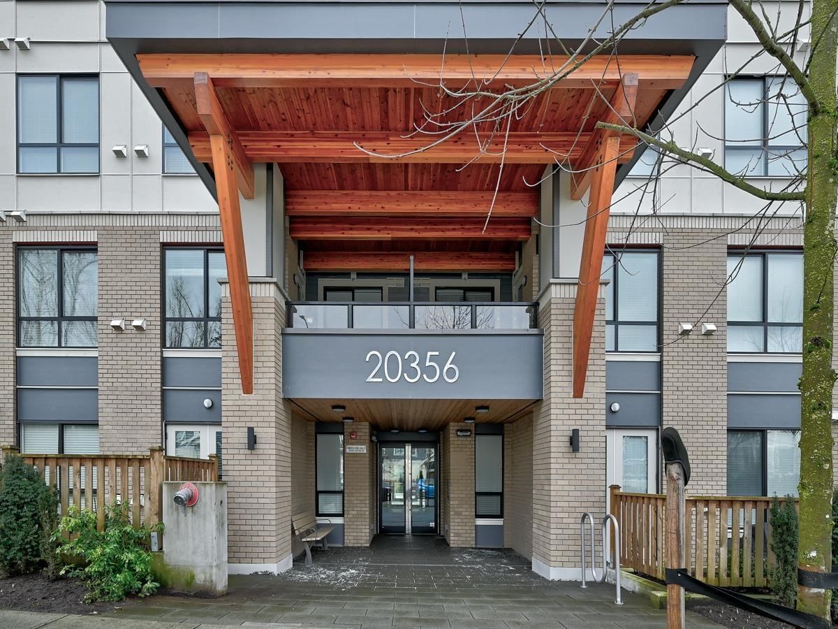 203 - 20356 72B Image 7