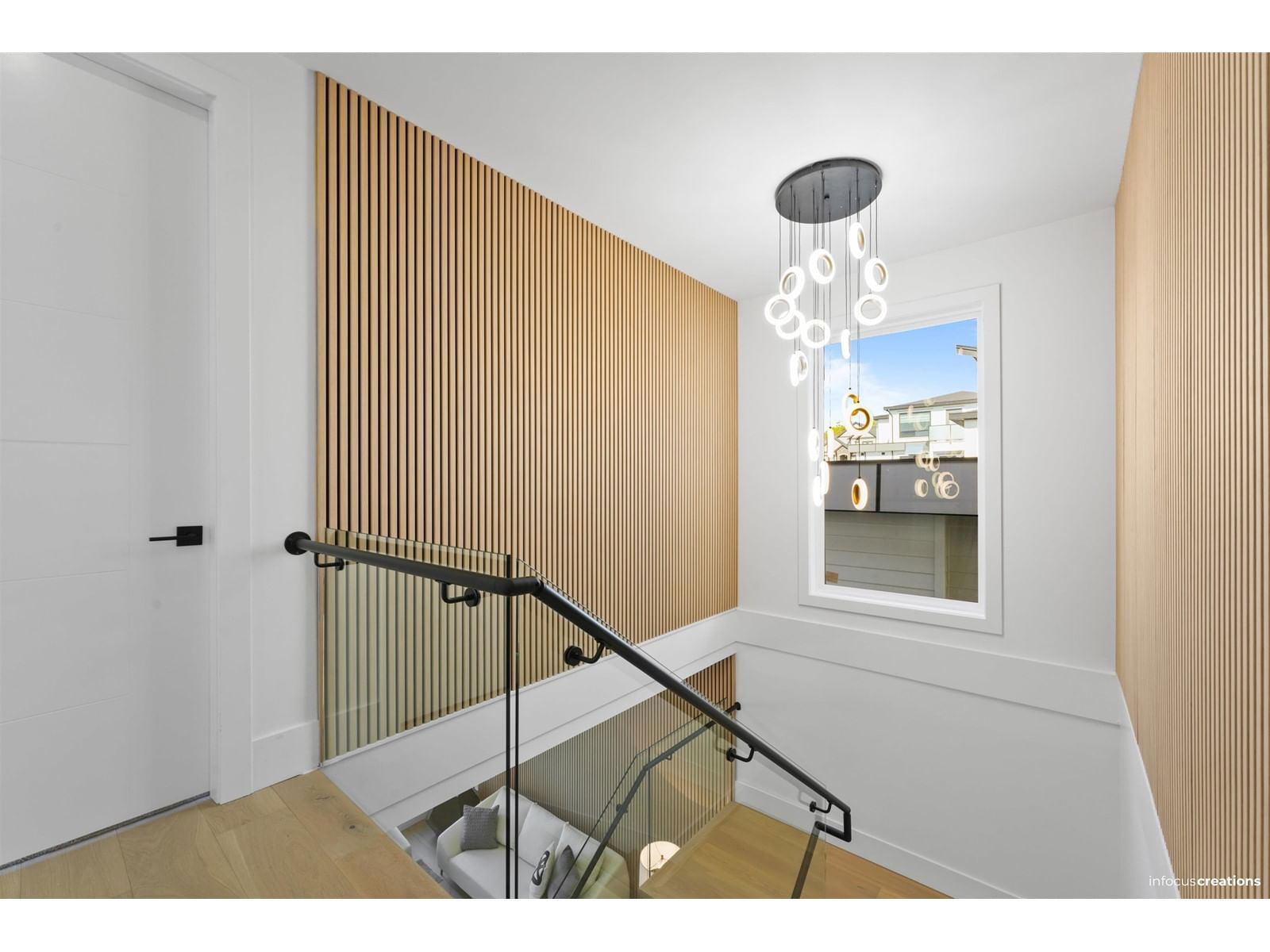 15448 76B Image 18