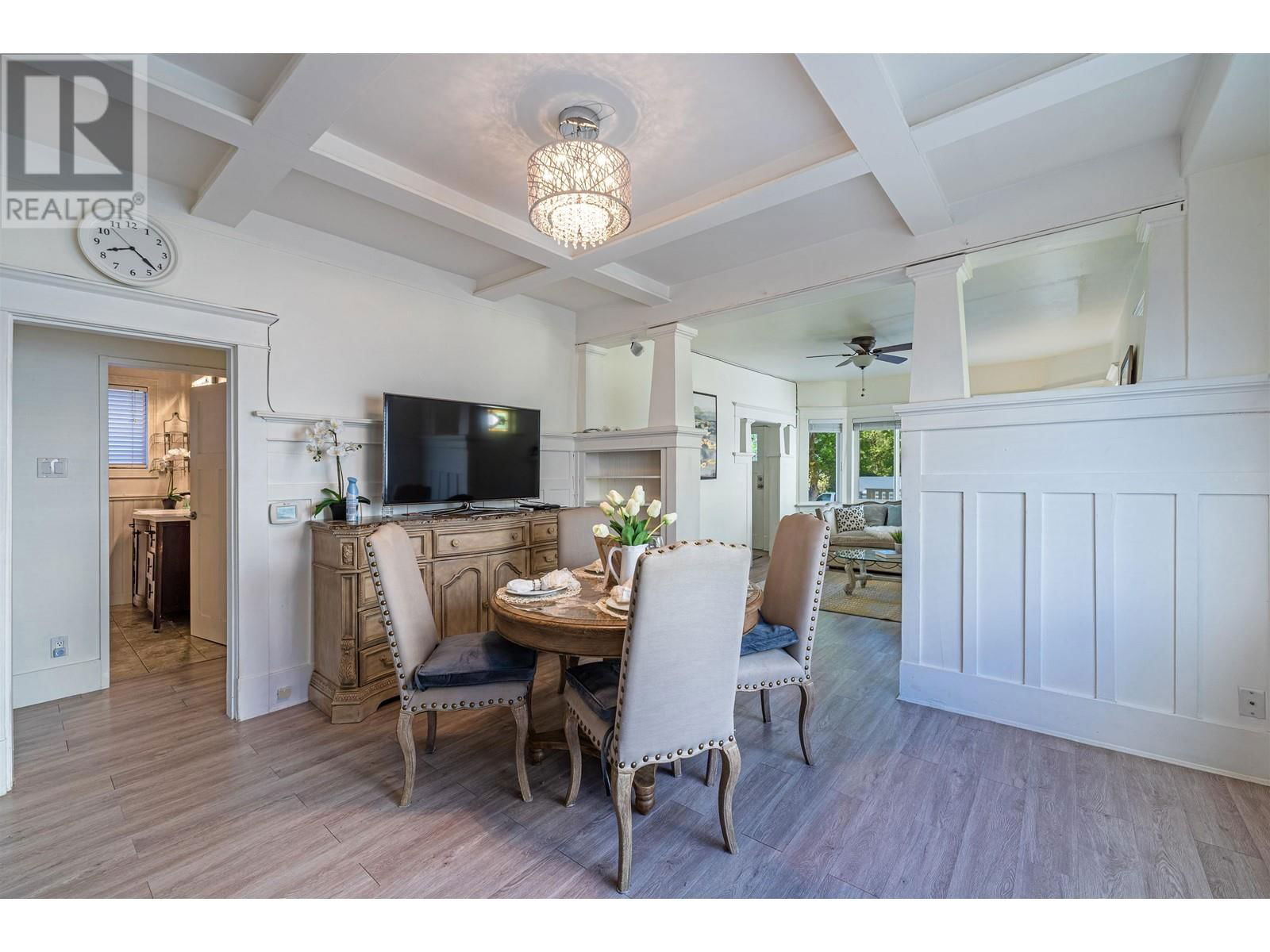 2085 45TH AVENUE Image 16
