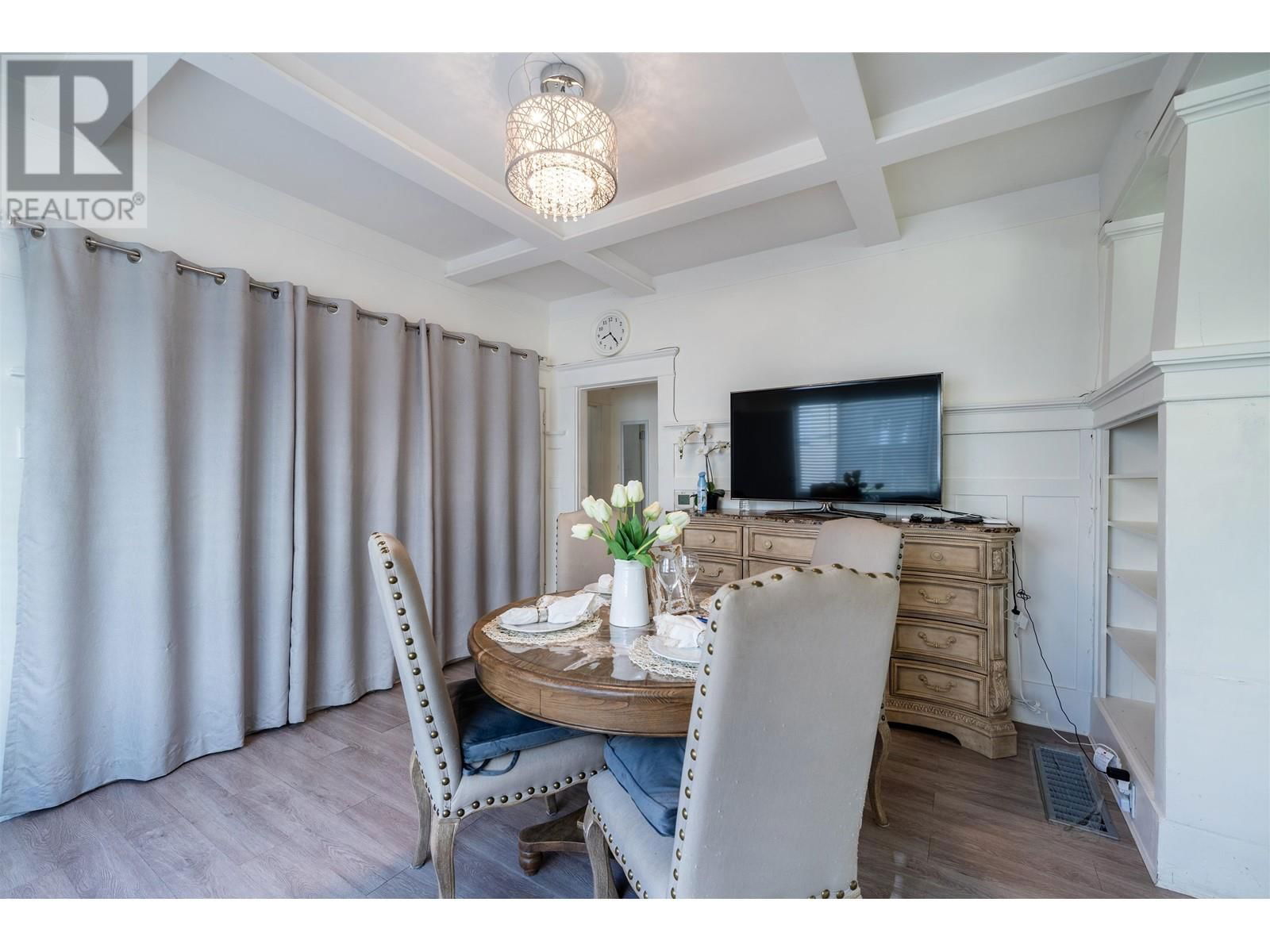 2085 45TH AVENUE Image 17