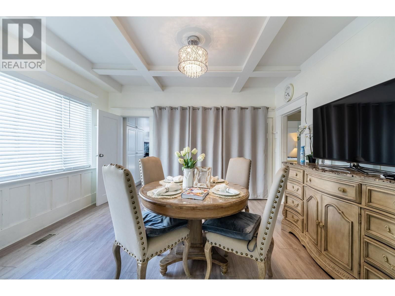 2085 45TH AVENUE Image 18