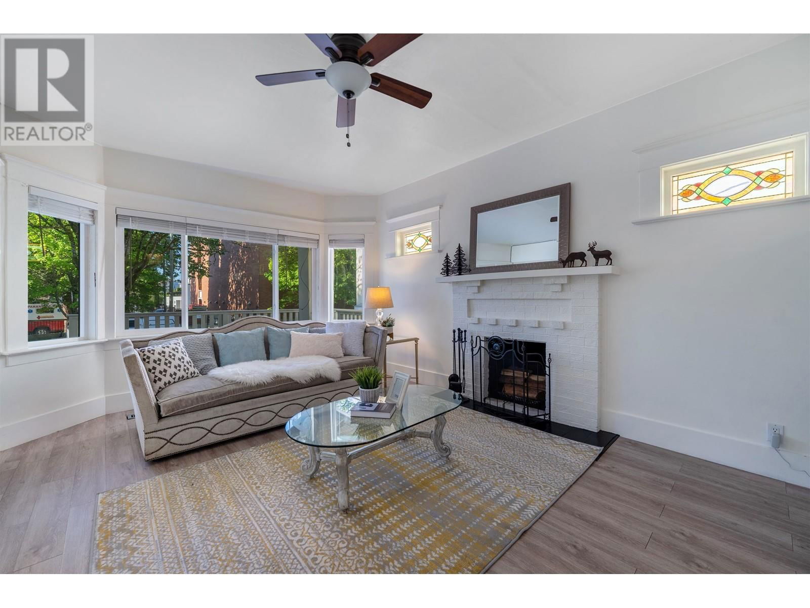 2085 45TH AVENUE Image 20