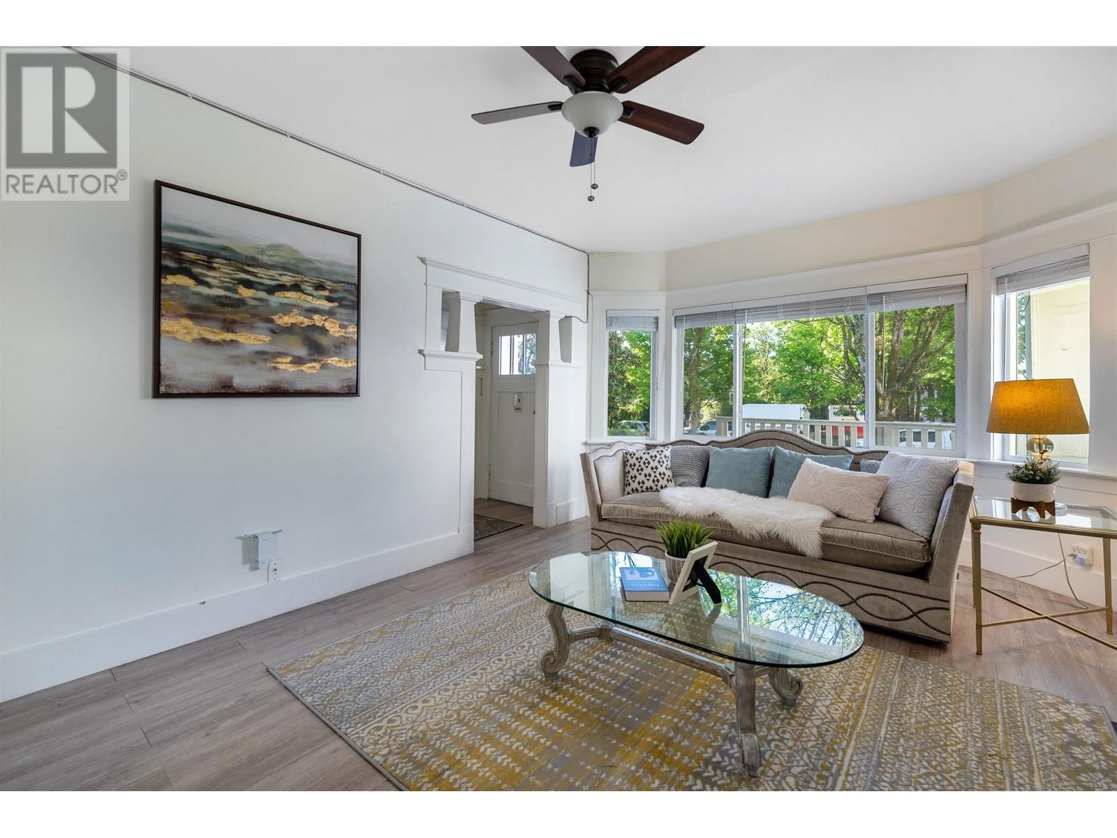 2085 45TH AVENUE Image 21