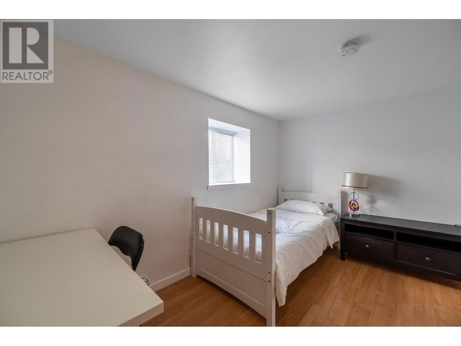 2085 45TH AVENUE Image 30