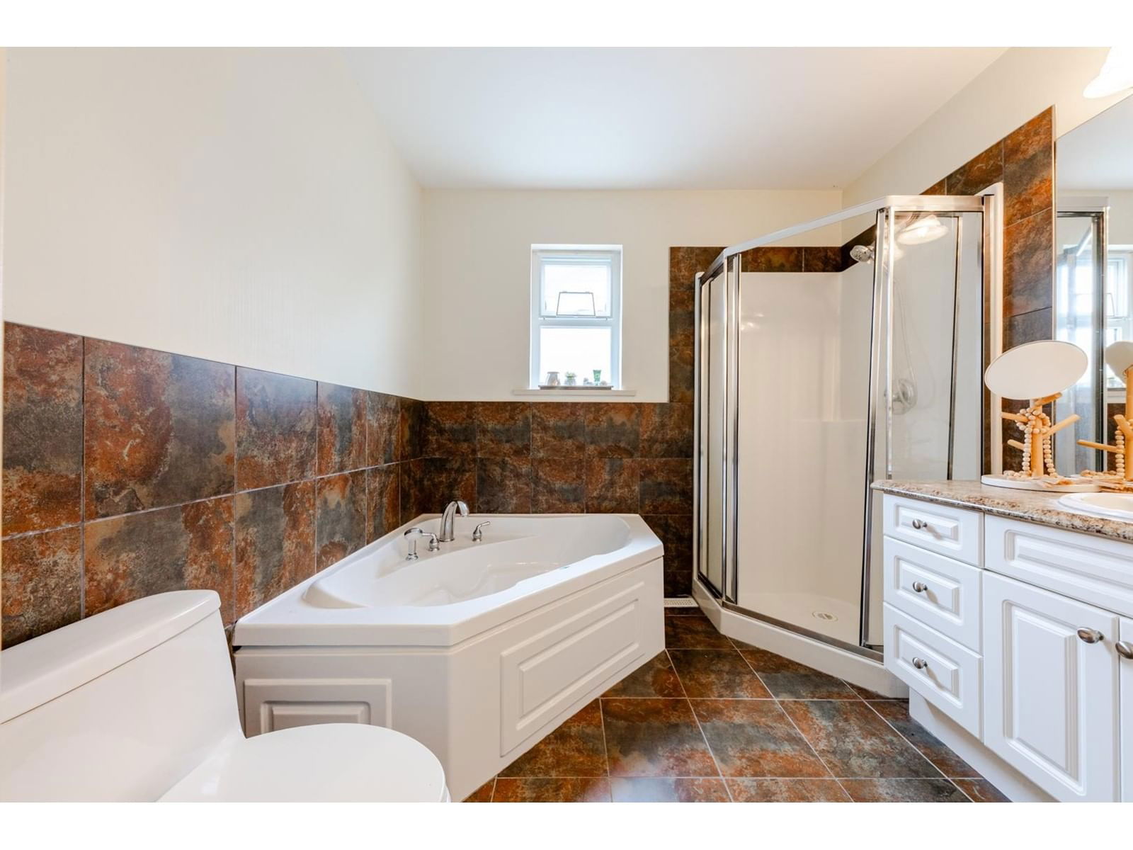 1146 KEIL Image 16