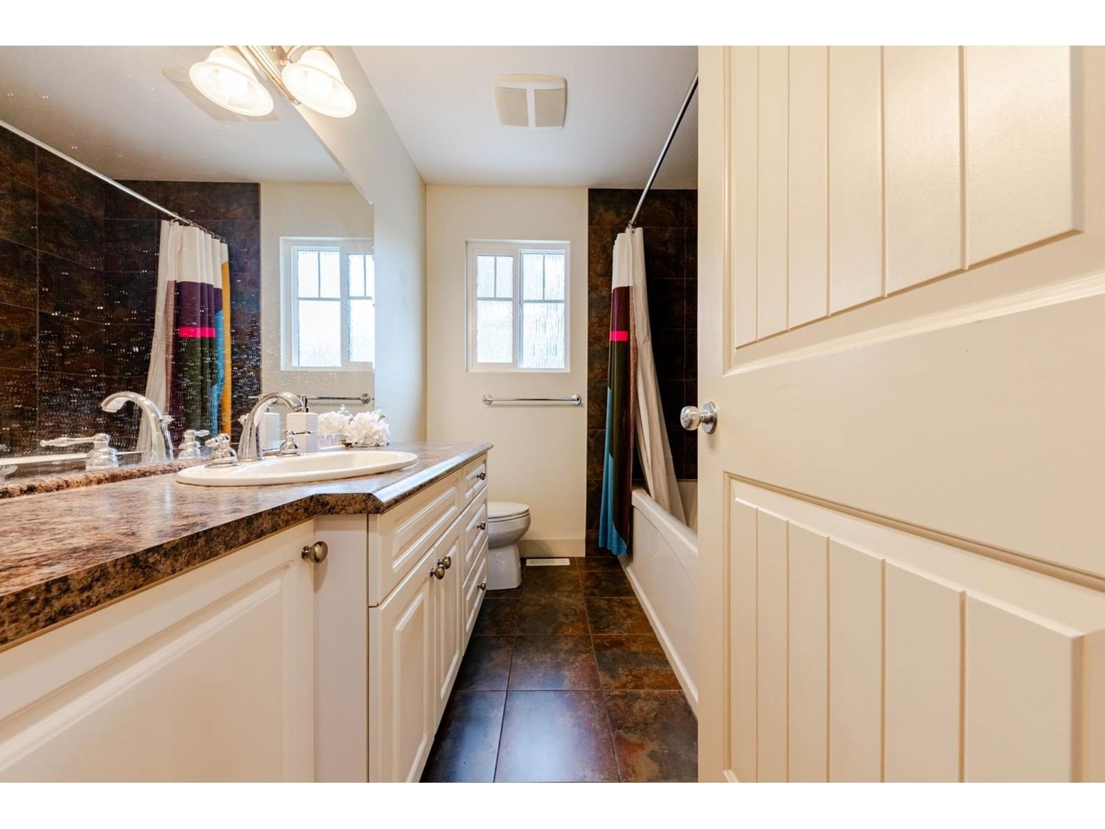 1146 KEIL Image 19