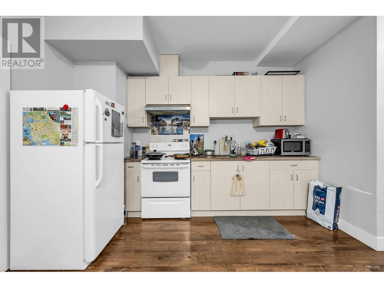 1640 COMO LAKE AVENUE Image 26