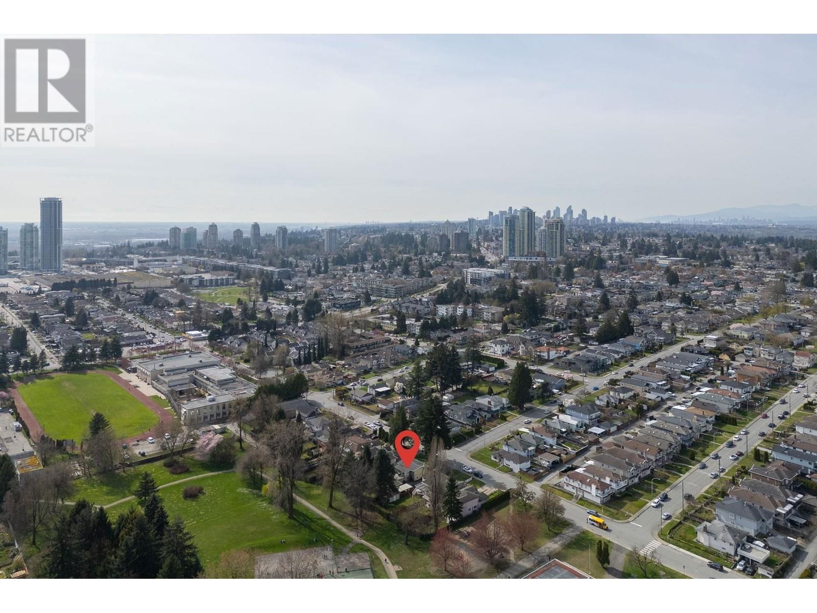 7564 12TH AVENUE Image 12