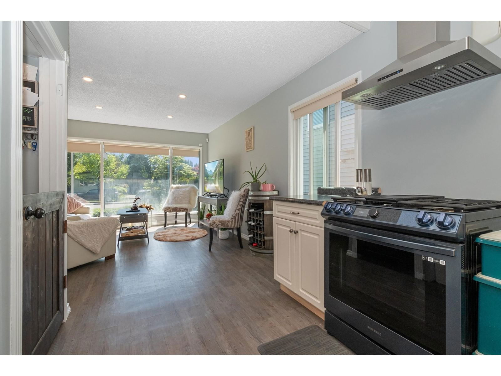45325 CRESCENT DRIVE Image 14