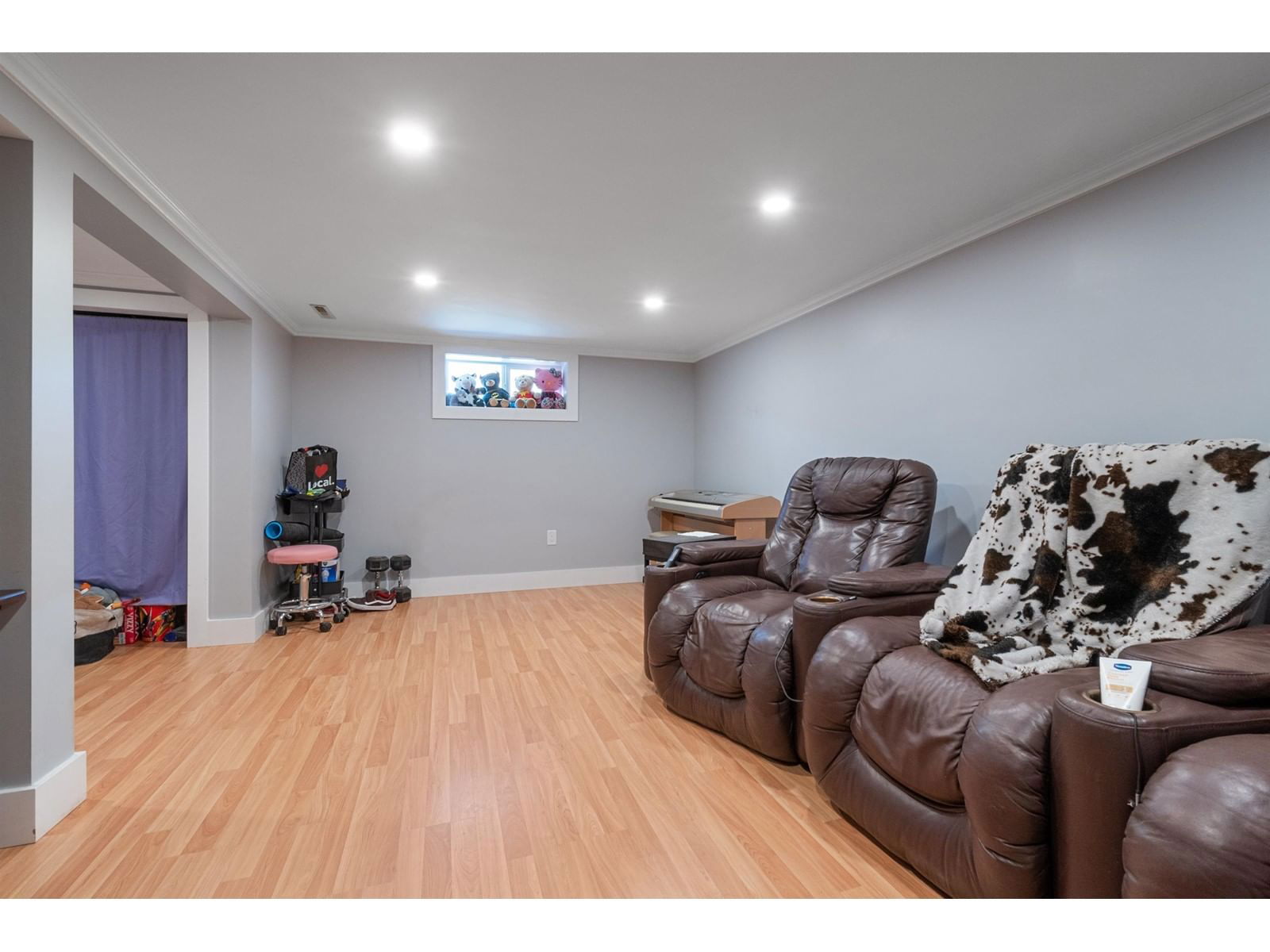 45325 CRESCENT DRIVE Image 24