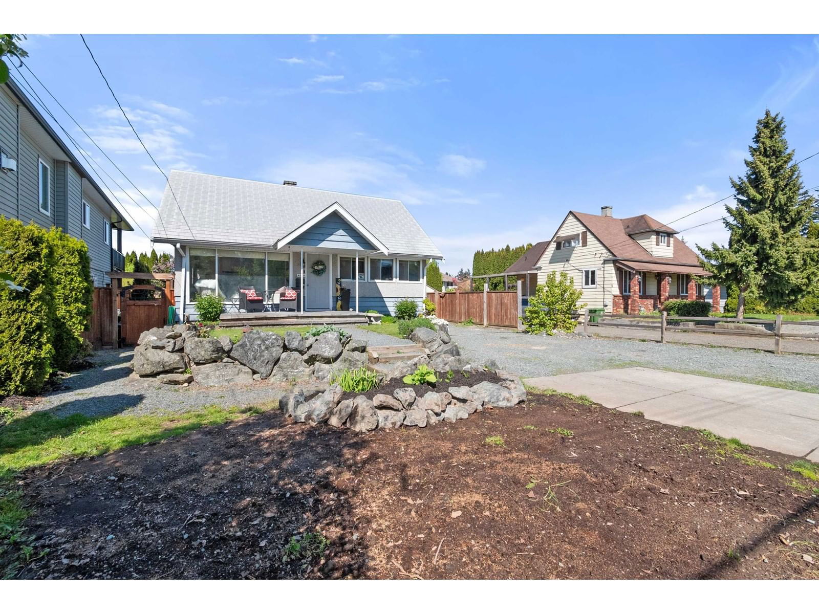 45325 CRESCENT DRIVE Image 3