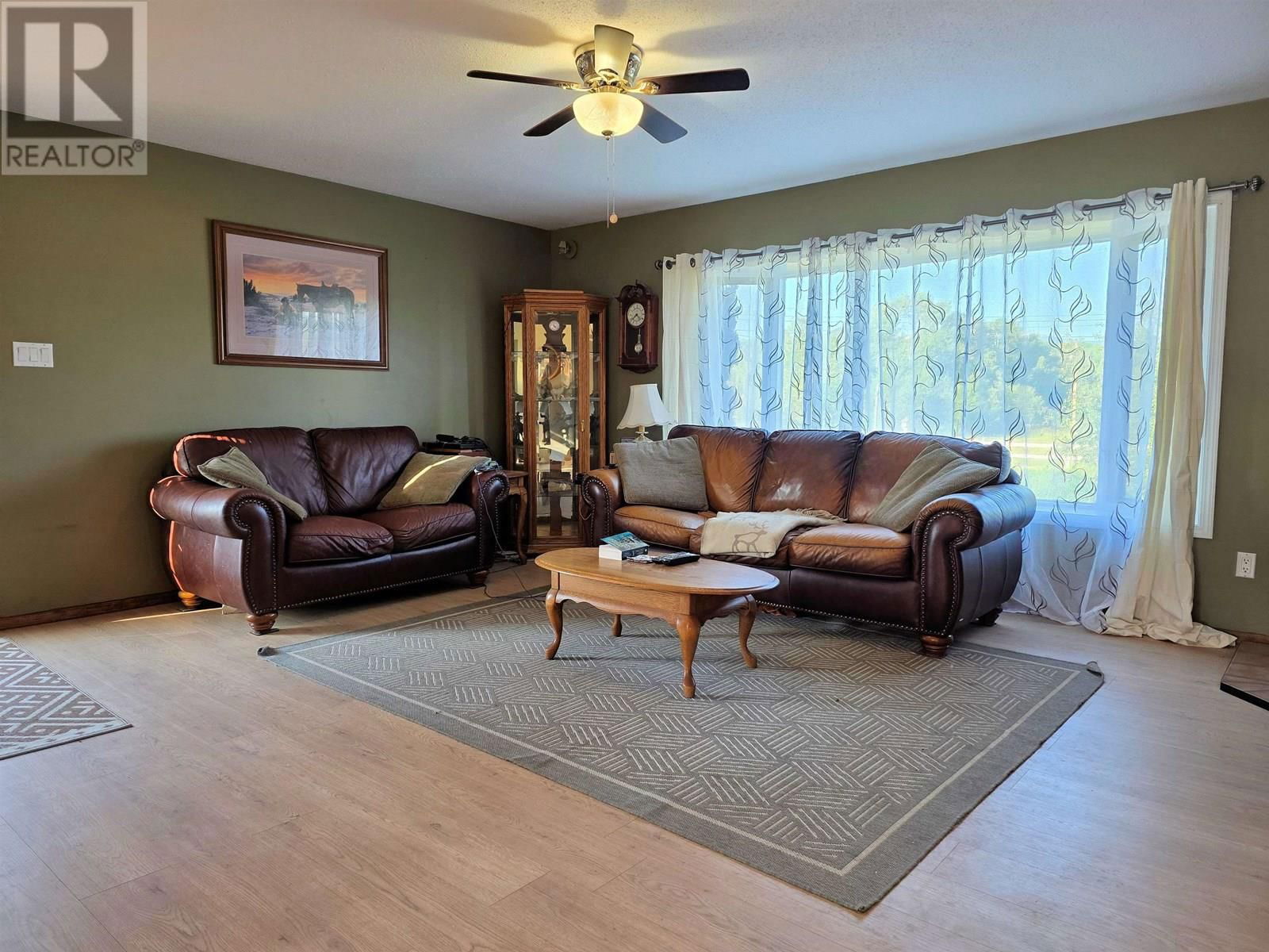 2805 DOHLER ROAD Image 11