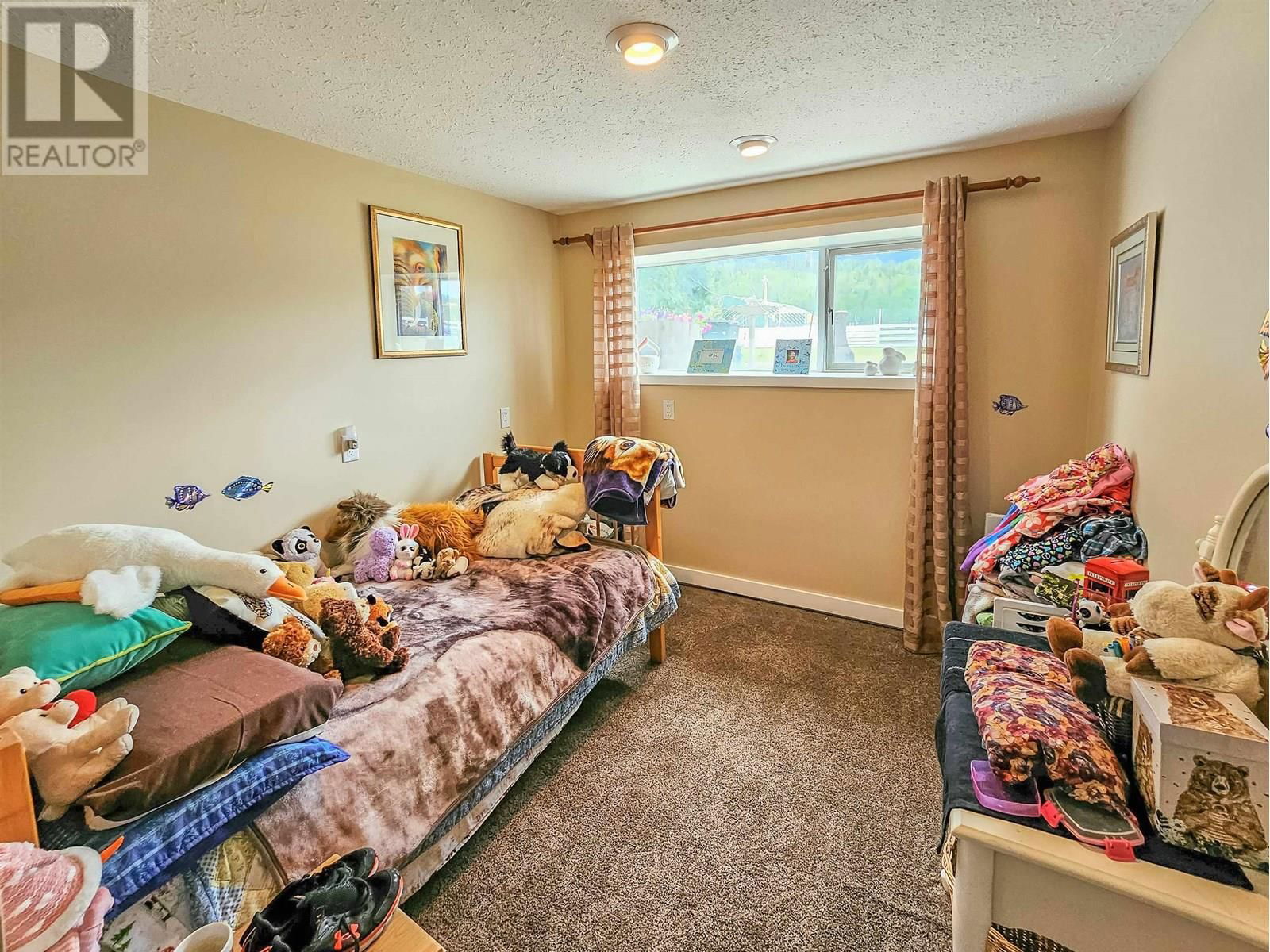 2805 DOHLER ROAD Image 17