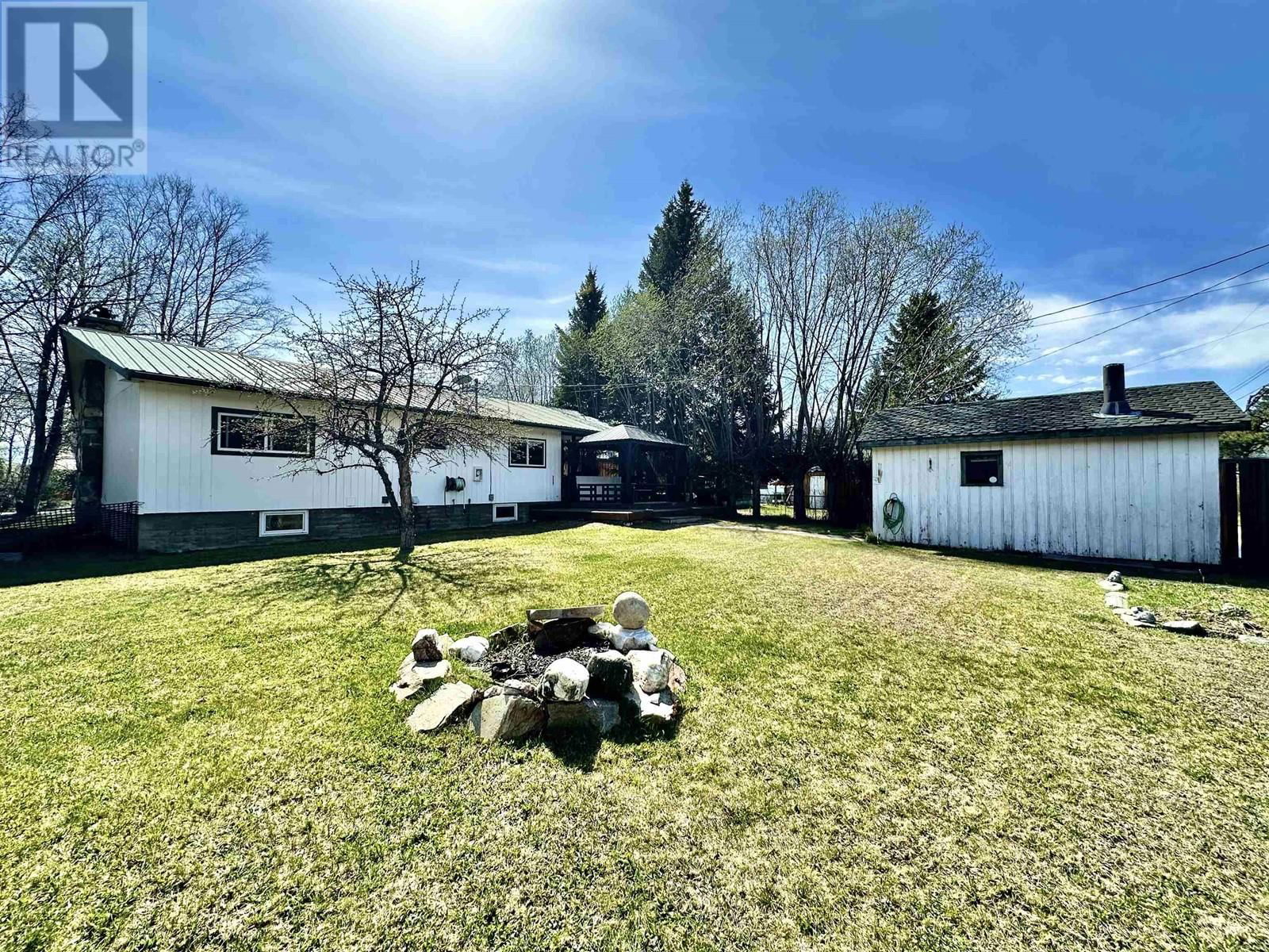 1260 3RD AVENUE Image 18
