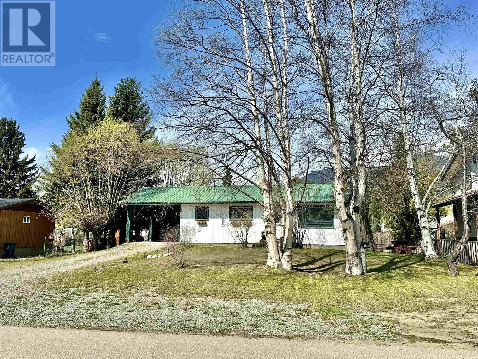 1260 3RD AVENUE Image 22