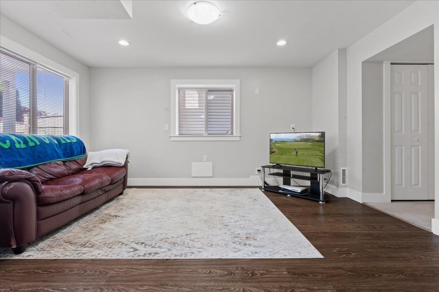 11 - 8502 UNITY DRIVE Image 31
