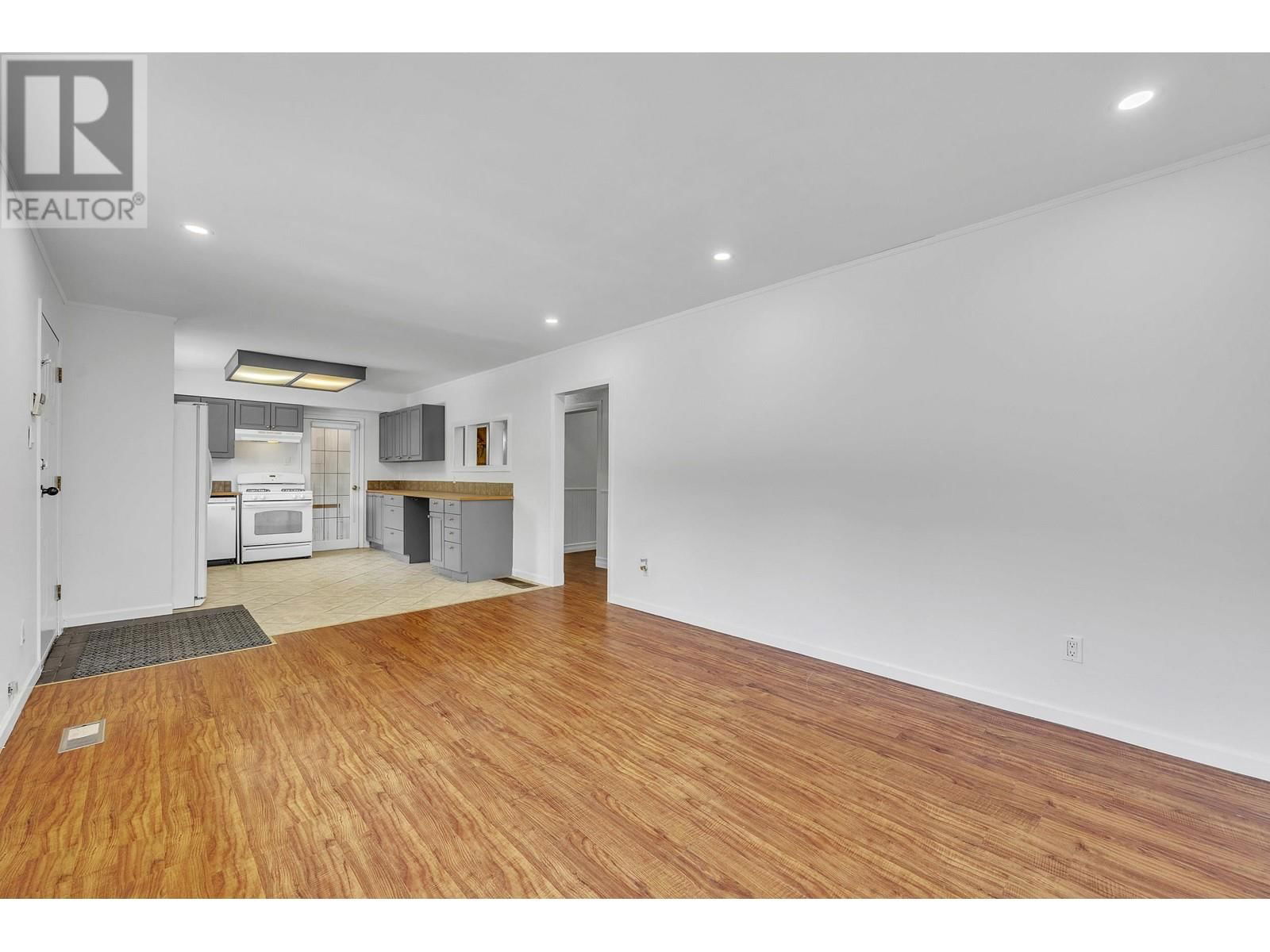 12313 228 STREET Image 22