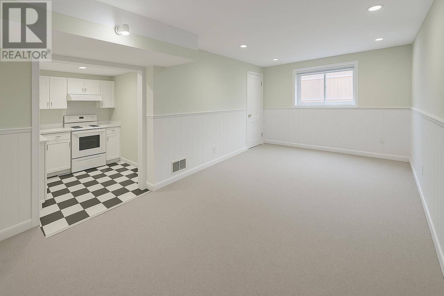 12313 228 STREET Image 37