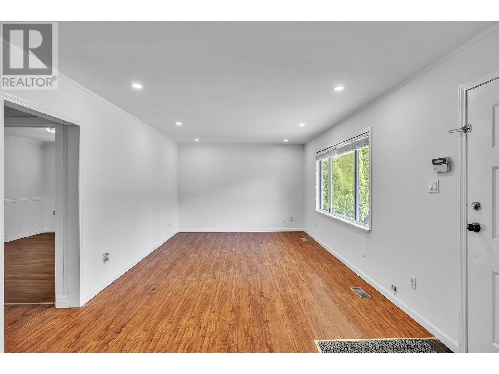 12313 228 STREET Image 4