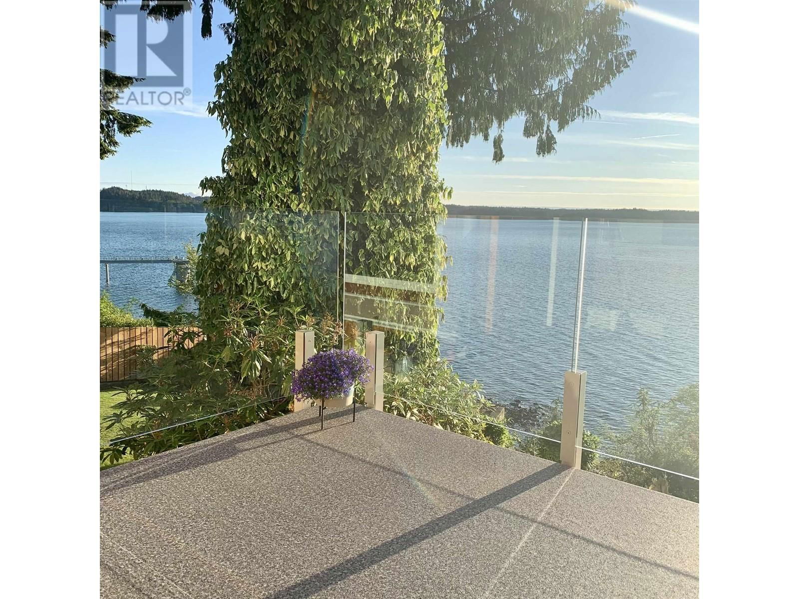 2130 GRAHAM AVENUE Image 22