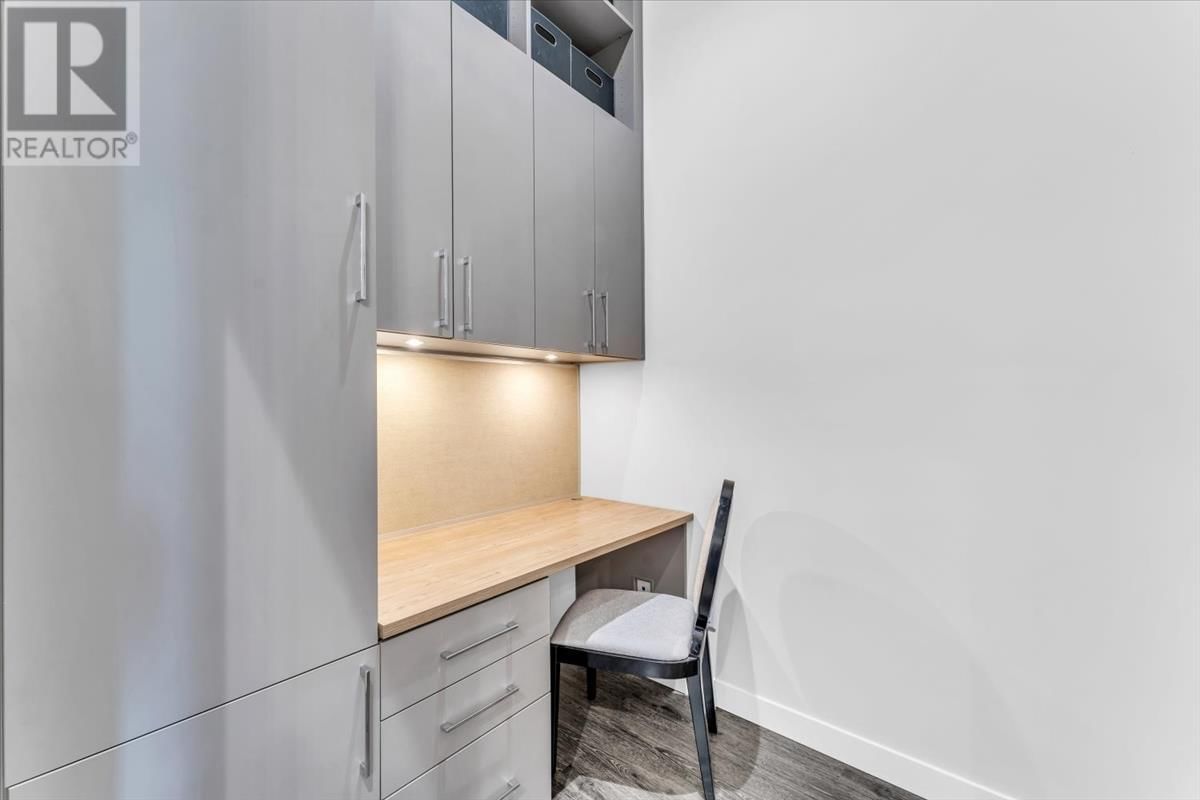 1762 ONTARIO STREET Image 15