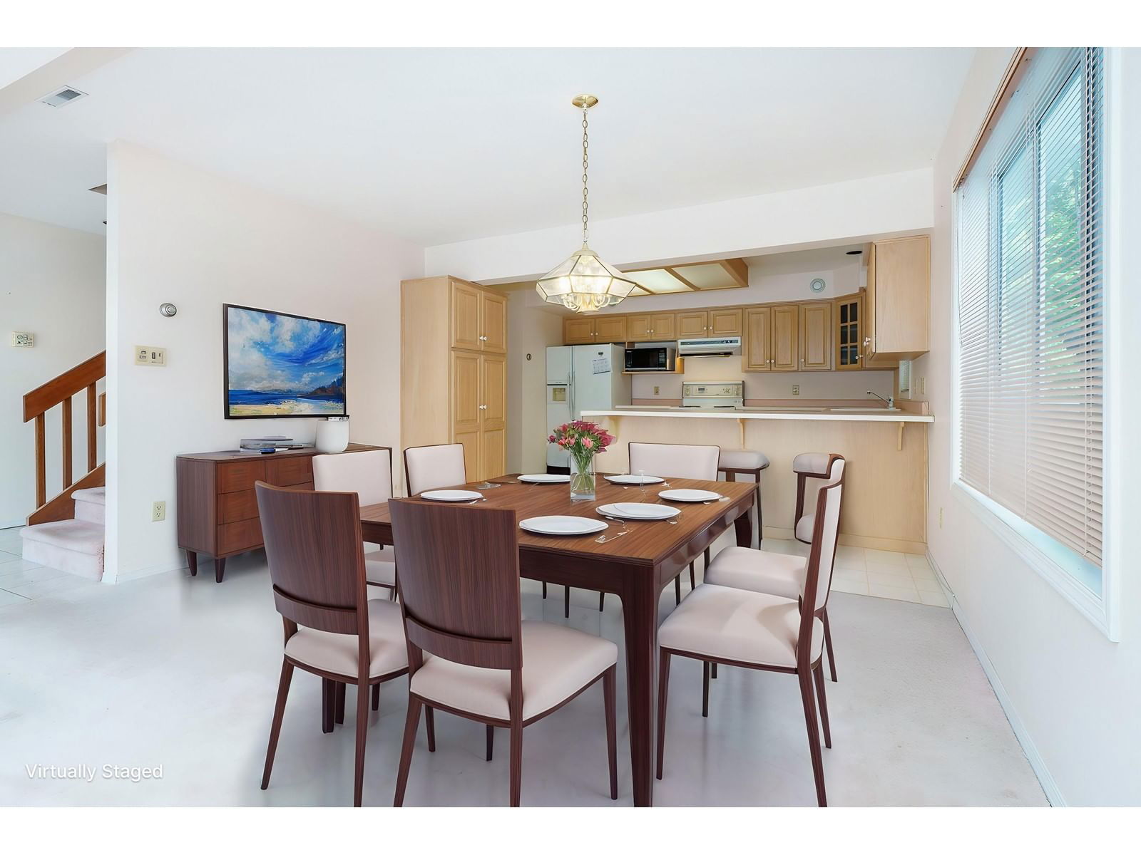 217 LAKESHORE DRIVE Image 5