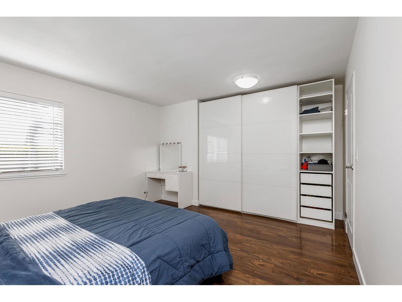 6056 GREENSIDE WEST Image 17