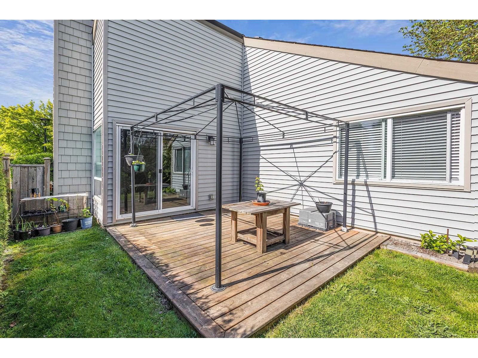 6056 GREENSIDE WEST Image 22