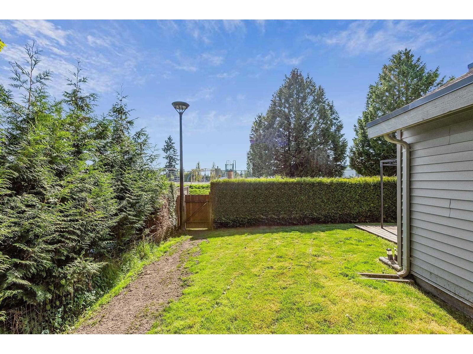 6056 GREENSIDE WEST Image 25