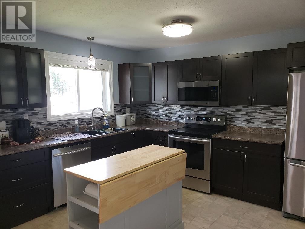 2847 THORNHILL STREET Image 4