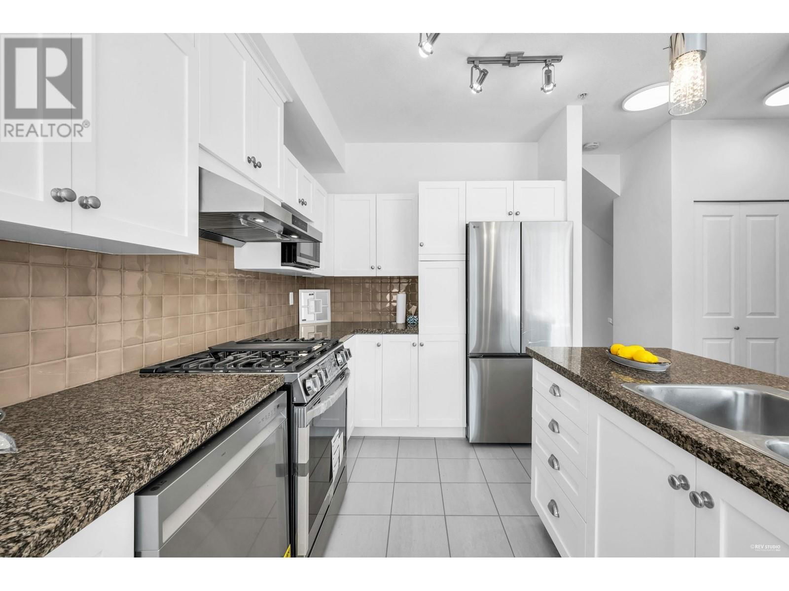 980 58TH AVENUE Image 12